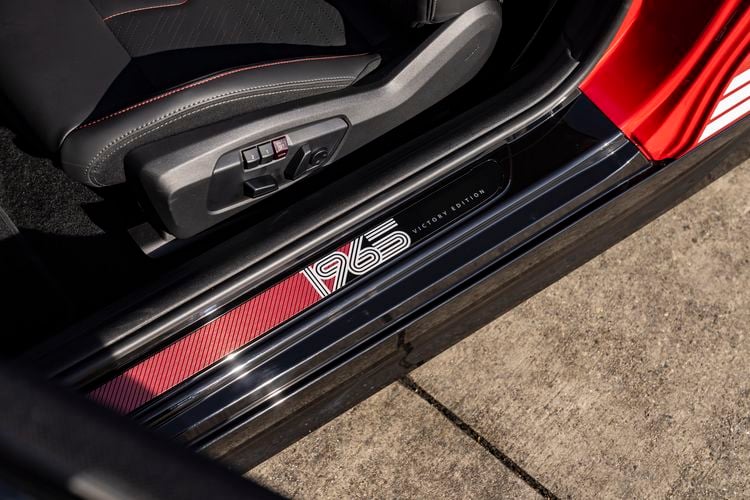 Mini John Cooper Works 1965 Victory Edition