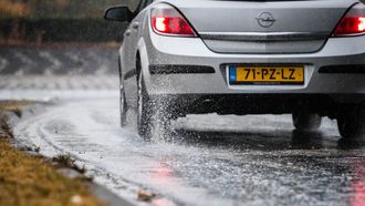 Let volgende week extra goed op in de auto: “Zomergladheid kan je verrassen”