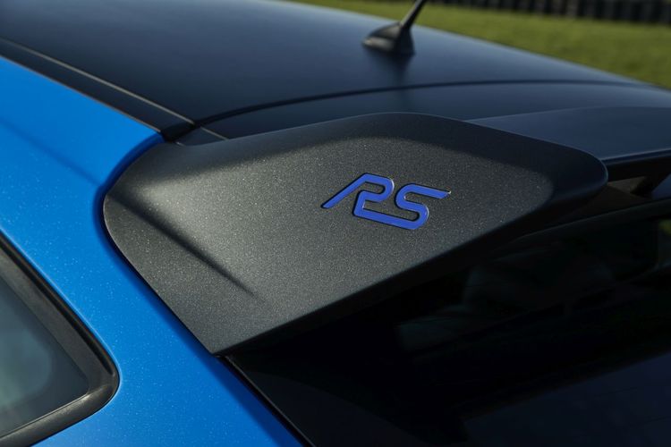 New Ford Focus RS Option Pack Delivers Even More Fun to Drive Ex