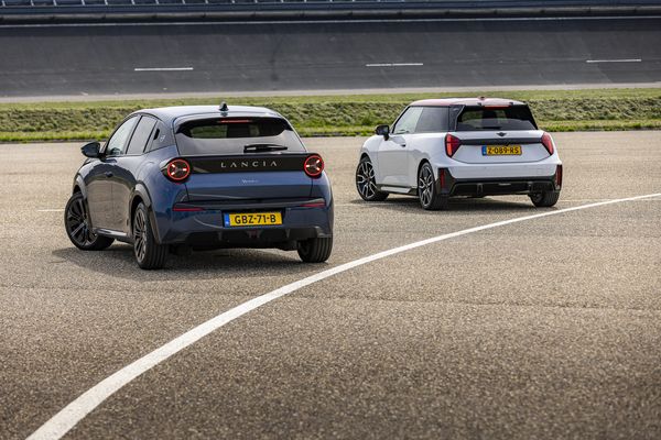 Lancia Ypsilon vs. Mini Cooper E: de beste elektrische hatchback