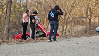 Bestuurder crasht peperdure Ford GT van vader bij inhalen MX-5