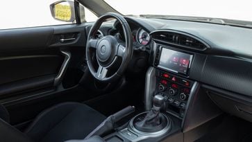 Mazda MX-5 RF vs. Toyota GT68: Betaalbare en betrouwbare 