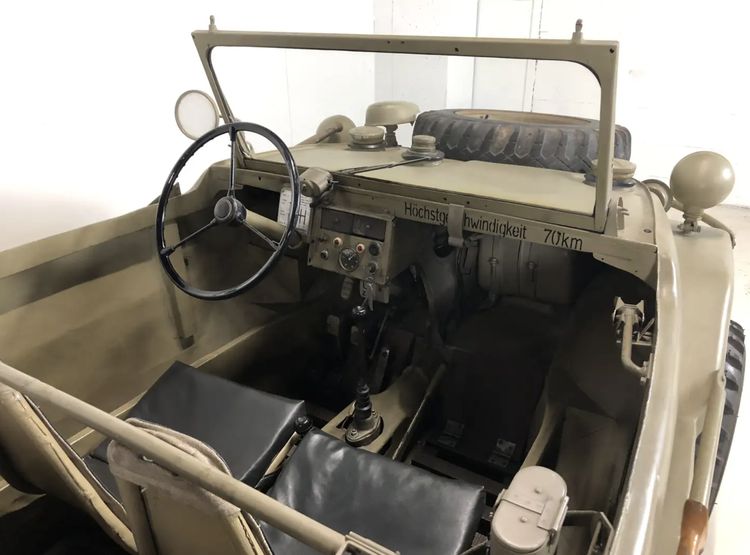 Volkswagen Schwimmwagen occasion tweedehands auto varen rijden amfibievoertuig duurste Volkswagen VW Nederland