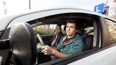 rijbewijs rijles examen rijexamen CBR tussentijdse toets slagen