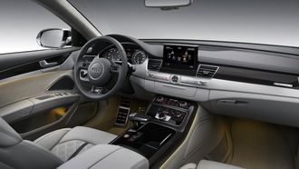 Audi S8