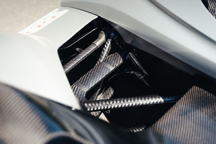 Praga Bohema hypercar test rijtest Autovisie