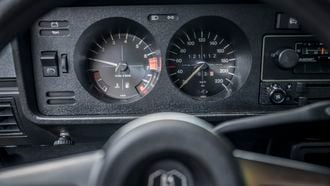 Volkswagen Golf GTI VW Golf Mk1 GTI toerenteller snelheidsmeter autohistorie