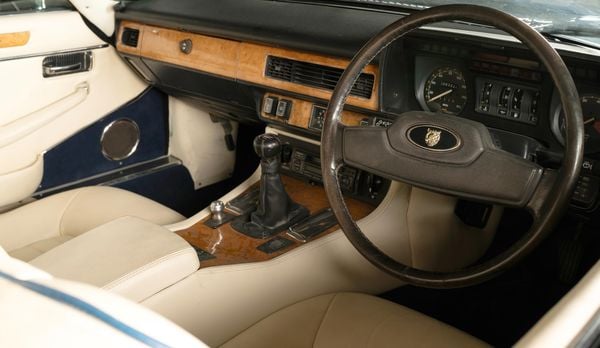 Jaguar XJ-SC Crown