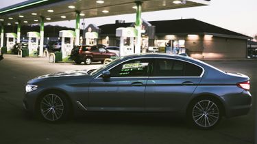 file omzeilen tankstation verkeersregels
