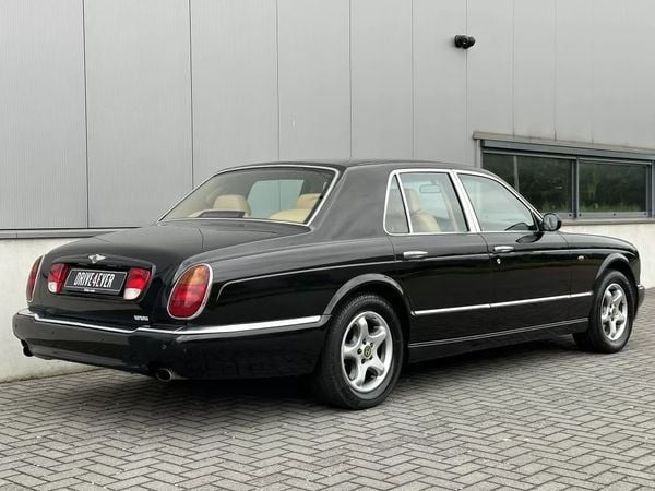 Chique Bentley kost als youngtimer-occasion fractie van nieuwprijs
