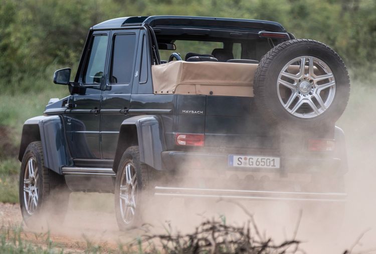 mercedes-maybach_g_650_landaulet_26
