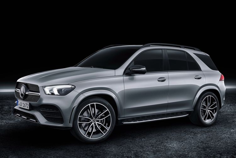 mercedes-benz_gle_450_4matic_amg_line_32_0228018d0bf00801