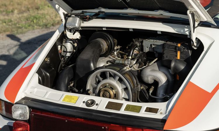 Porsche 911 Targa Rijkspolitie verkeerspolitie politie veiling recordbedrag The Quail Auction