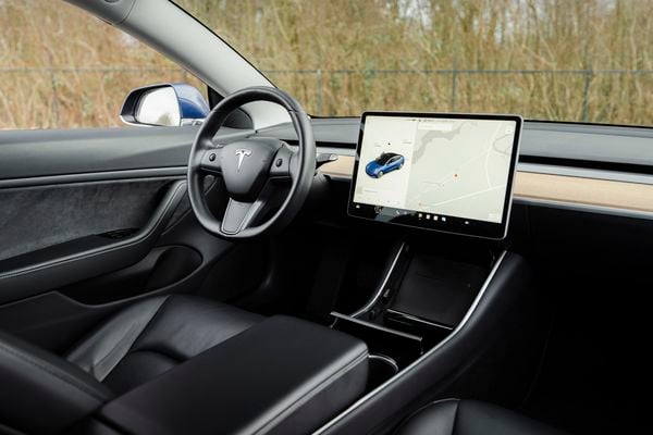Afgeschreven leasebakken: Tesla Model 3 en Polestar 2 nu aantrekkelijk voor jou?