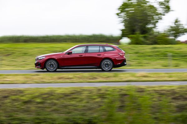 BMW i5