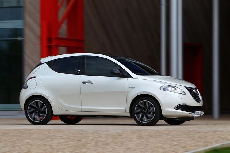 Lancia Ypsilon