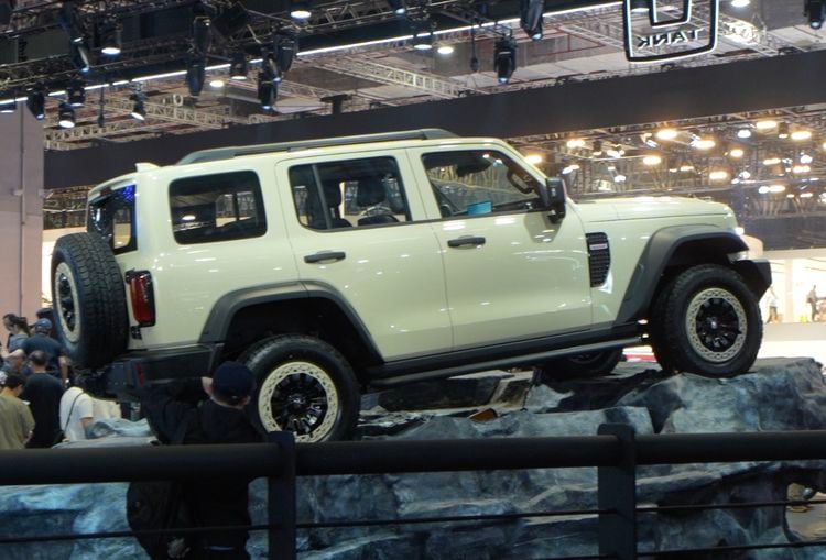 GWM Tank 300 Ford Bronco look-a-like