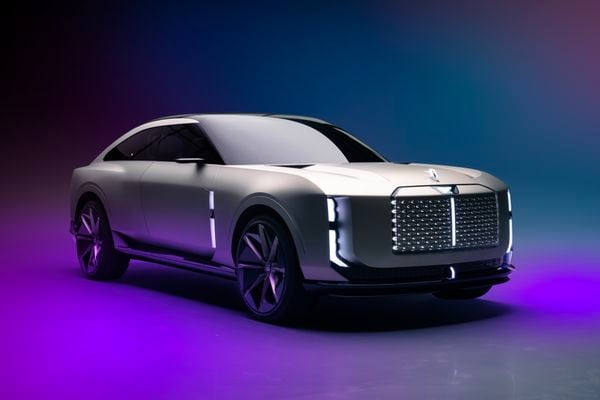 Bentley EXP 15