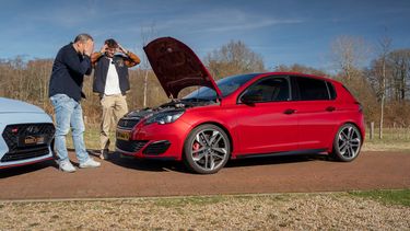 Hyundai i30 N vs. Peugeot 308 GTi hot hatch occasion tweedehands auto THP motor