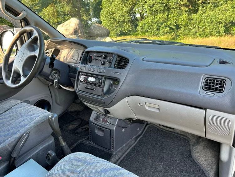 Mitsubishi L400 4x4 camper kampeerauto offroad occasion tweedehands