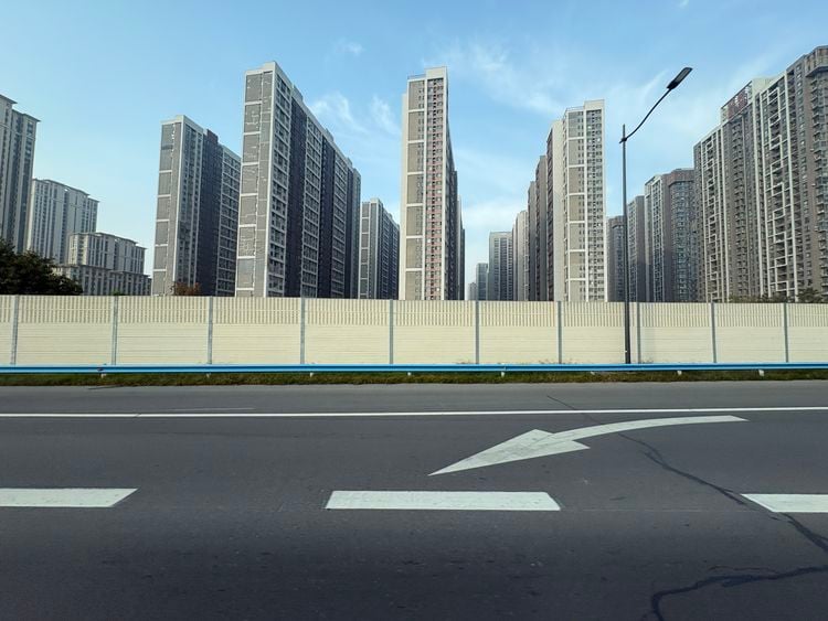 Een kijkje in 's werelds grootste autofabriek: 