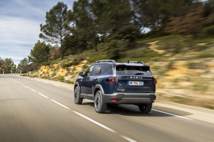 Dacia Bigster Hybrid 155