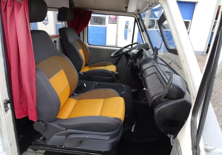 Volkswagen LT 28 kampeerauto camper gen wegenbelasting kampeerwagen motorrijtuigenbelasting