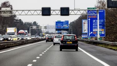 flitspaal flitspalen flitser flitsers belgië vlaanderen boete boetes bekeuring