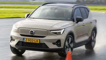 Ford Explorer vs. Volvo EX40: de beste elektrische SUV actieradius
