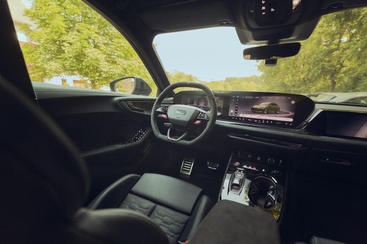 Cockpit van de Audi RS 5 Avant