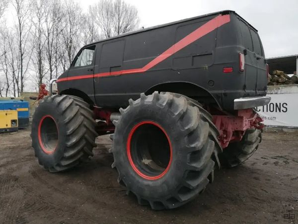 Dodge B200 Monster Truck, Dutch auction