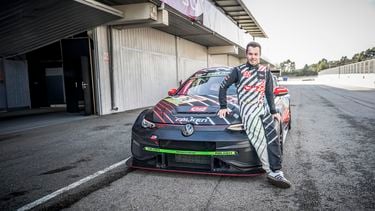 Benjamin Leuchter (38): 