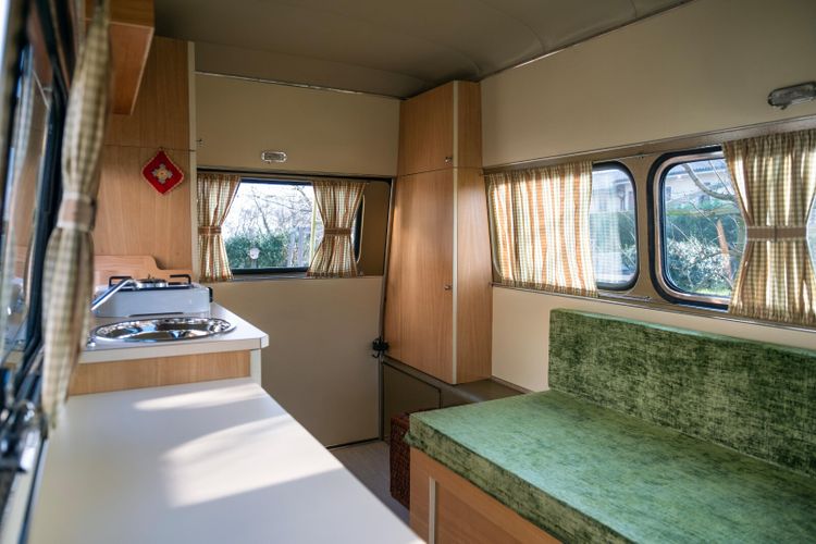 Alfa Romeo camper