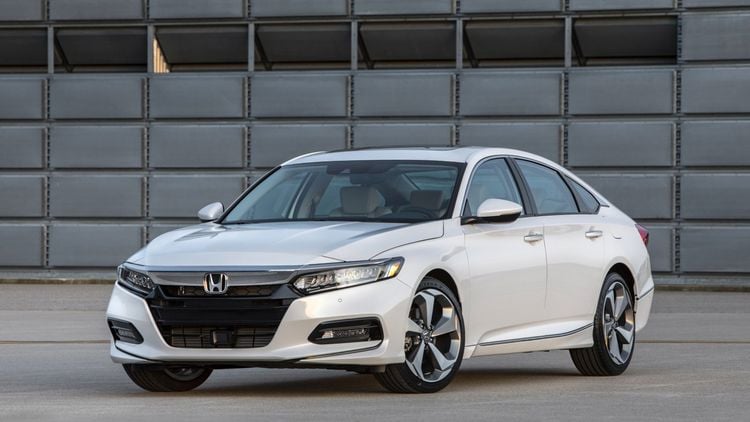 08-2018-honda-accord-touring-1