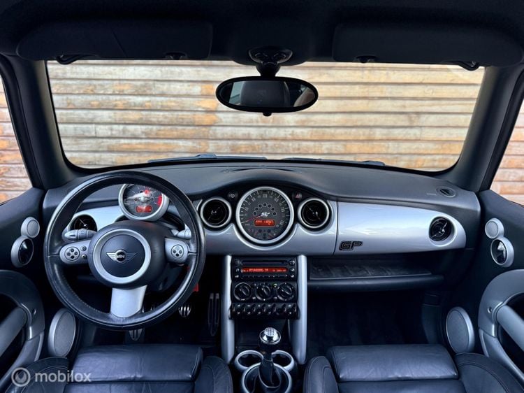 Exclusieve Mini is ideale sportieve occasion als je geen vrienden hebt