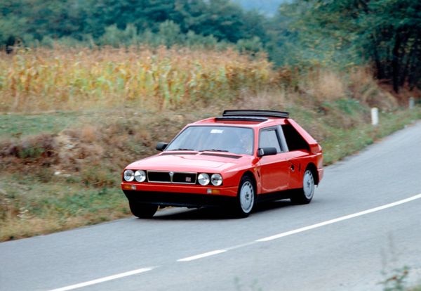 Lancia Delta S4