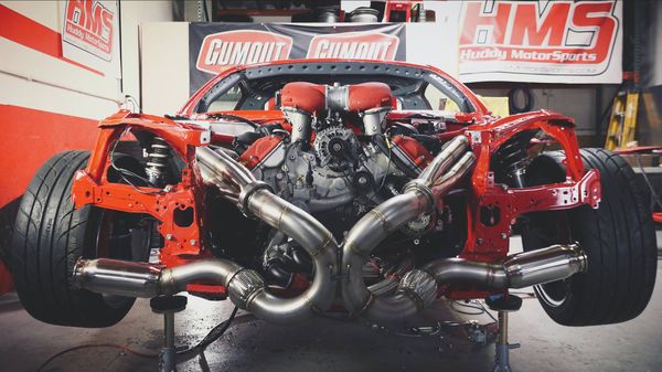 Toyota GT86 met Ferrari-motor