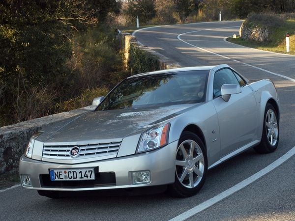 Cadillac XLR occasions