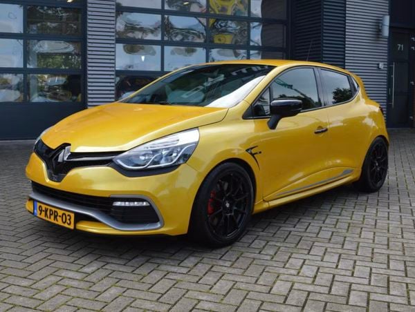 Renault Clio RS Max Verstappen eerste auto occasion tweedehands auto
