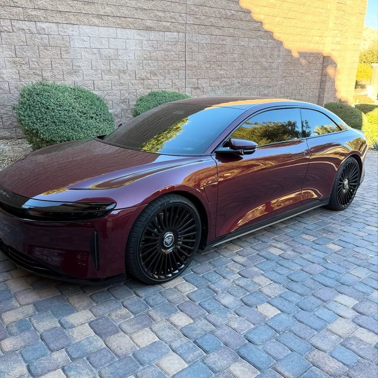 Shaquille O'Neal Shaq Lucid Air Coupé DJ Diesel