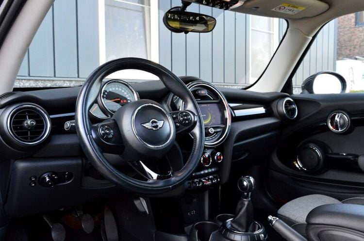 Retro occasion Mini Cooper tweedehands auto