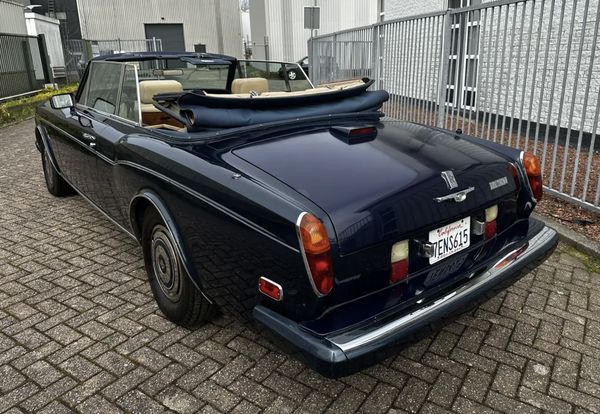B&B Vol Liefde Timothy Rolls-Royce Corniche II occasion tweedehands auto duur prijs