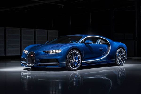 chiron-carbon-blauw-10000