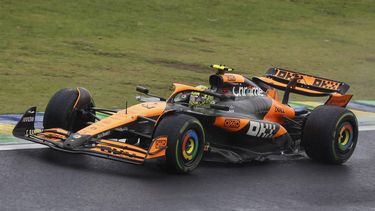 McLaren's British driver Lando Norris races during the Formula One Sao Paulo Grand Prix, at the Jose Carlos Pace racetrack, aka Interlagos, in Sao Paulo, Brazil, on November 3, 2024. 
Miguel Schincariol / AFP
