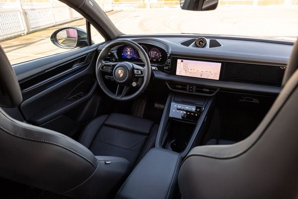 Porsche Macan EV elektrische auto duurtest