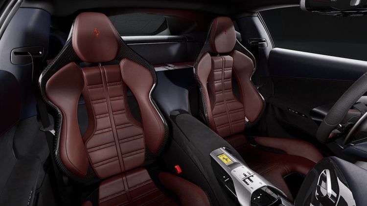 Duik in de prijslijst Ferrari 12Cilindri