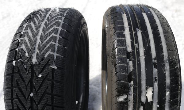 Nederland merkt dat winterbanden niet onzinnig zijn: “Het huidige weer fungeert als wake-up call”