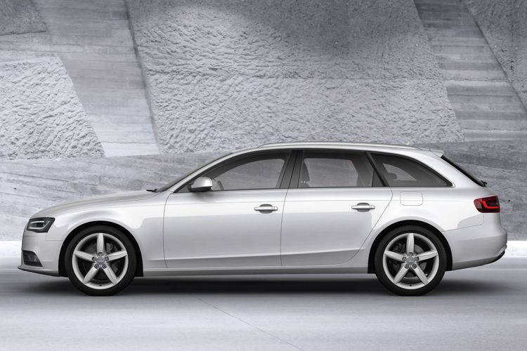Mentaliteit straal Spotlijster Vijfde generatie Audi A4: Zoek de verschillen