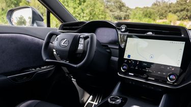 Dit stuurt wordt per 2027 verboden in China: volgens onderzoekt werkt airbag slechter