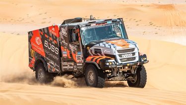 epa10404848 Dutch driver Janus Van Kasteren, Polish co-driver Darek Rodewald, and Dutch mechanic Marcel Snijders of Boss Machinery Team DE Rooy Iveco in action in action during the 13th stage of the Dakar Rally 2023 from Shaybah to Al-Hofuf, Saudi Arabia, 14 January 2023.  EPA/Gerard Laurenssen